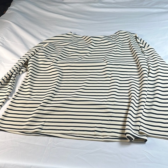 Striped Utility - Picture 5 of 8